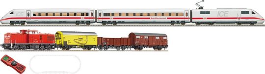 Digital starter set with ICE 2 and diesel locomotive pulling a freight train<br /><a href='images/pictures/Roco/51238.jpg' target='_blank'>Full size image</a>
